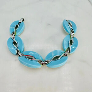 Vintage Lisner Baby Blue Bracelet Signed Molded Plastic Link Estate Cost…